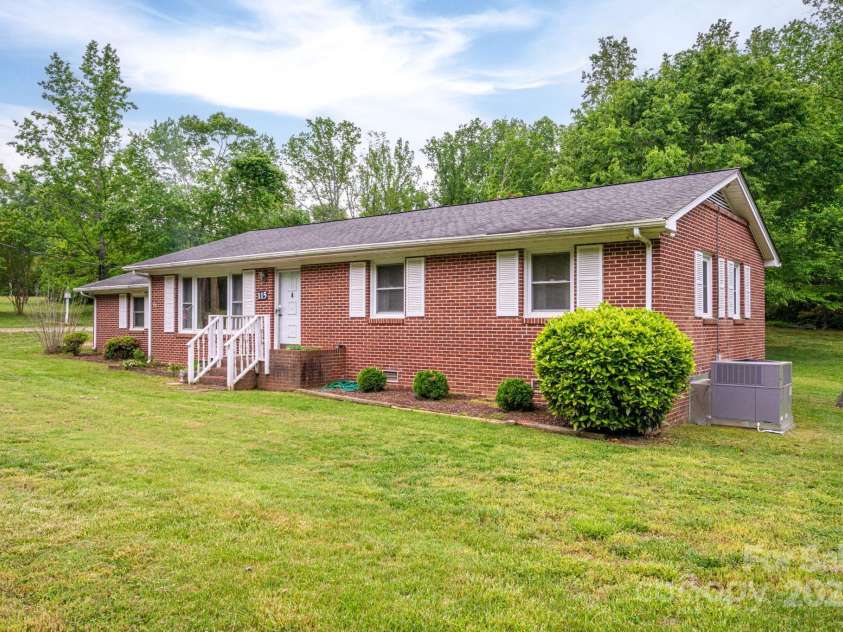 115 Patterson Road, Kings Mountain, NC 28086.  MLS# CAR4252691, YatesRealty ID 12903. 