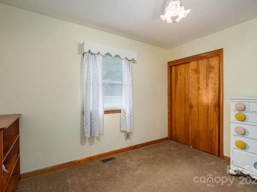 115 Patterson Road, Kings Mountain, NC 28086.  MLS# CAR4252691, YatesRealty ID 12903. 