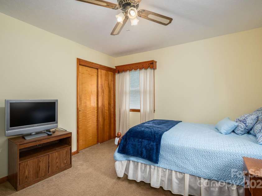 115 Patterson Road, Kings Mountain, NC 28086.  MLS# CAR4252691, YatesRealty ID 12903. 
