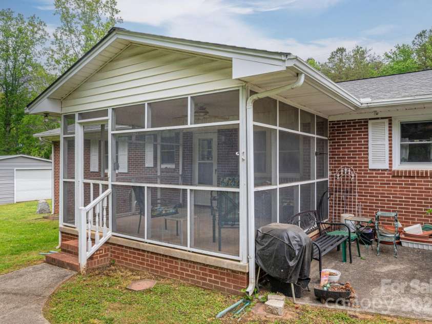 115 Patterson Road, Kings Mountain, NC 28086.  MLS# CAR4252691, YatesRealty ID 12903. 