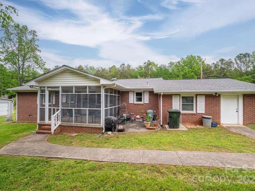 115 Patterson Road, Kings Mountain, NC 28086.  MLS# CAR4252691, YatesRealty ID 12903. 