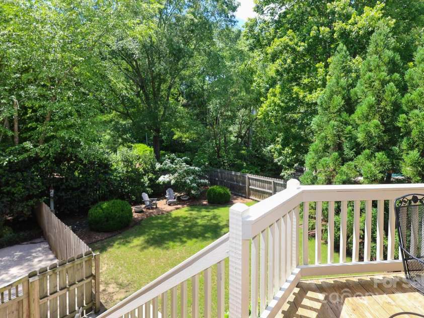 1638 Myers Park Drive, Charlotte, NC 28207.  MLS# CAR4258677, YatesRealty ID 12904. Deck overlooking the backyard