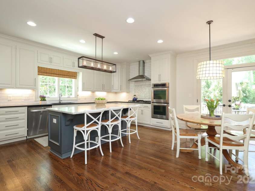 1638 Myers Park Drive, Charlotte, NC 28207.  MLS# CAR4258677, YatesRealty ID 12904. Renovated kitchen with plenty of storage.