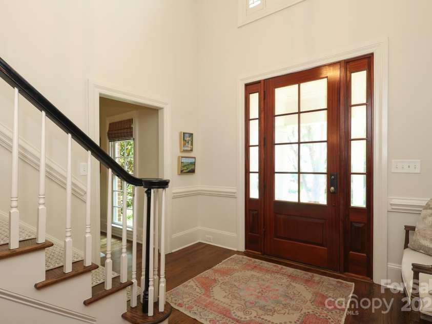 1638 Myers Park Drive, Charlotte, NC 28207.  MLS# CAR4258677, YatesRealty ID 12904. Step inside to the light-filled foyer.  Beautiful hardwood floors throughout the home.