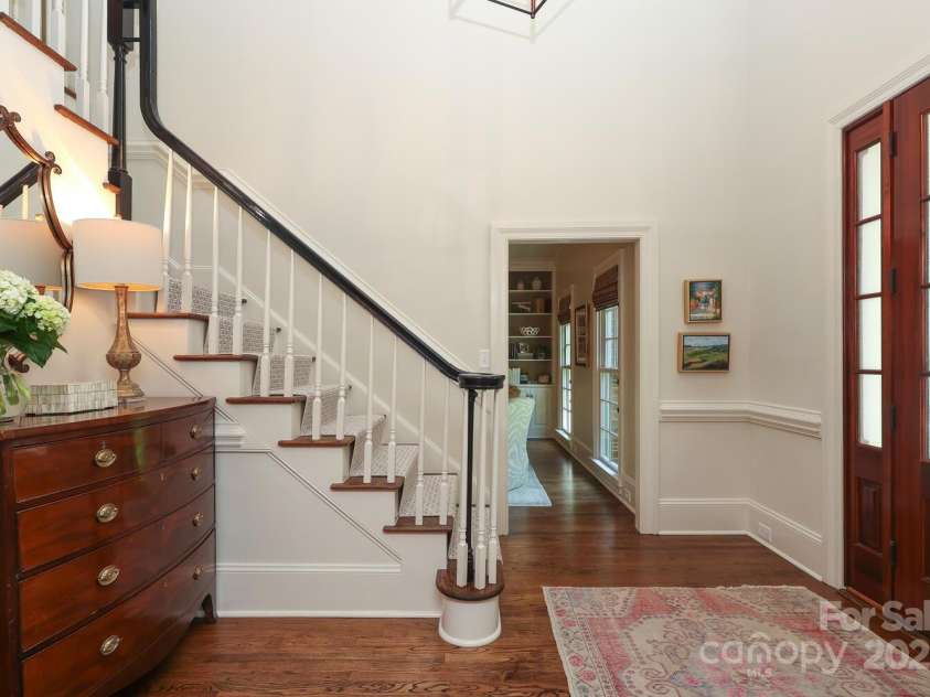 1638 Myers Park Drive, Charlotte, NC 28207.  MLS# CAR4258677, YatesRealty ID 12904. Welcoming foyer looking into the Living Room.