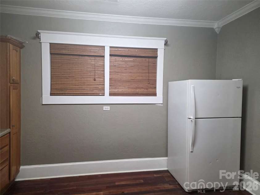 521 Bringle Ferry Road, Salisbury, NC 28144.  MLS# CAR4365308, YatesRealty ID 12904. Kitchen 2