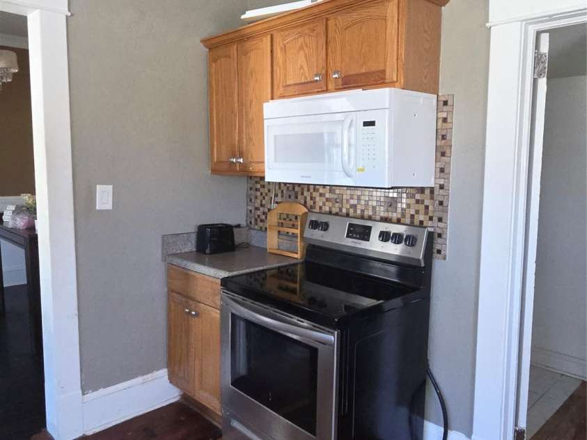 521 Bringle Ferry Road, Salisbury, NC 28144.  MLS# CAR4365308, YatesRealty ID 12904. Kitchen pic 2