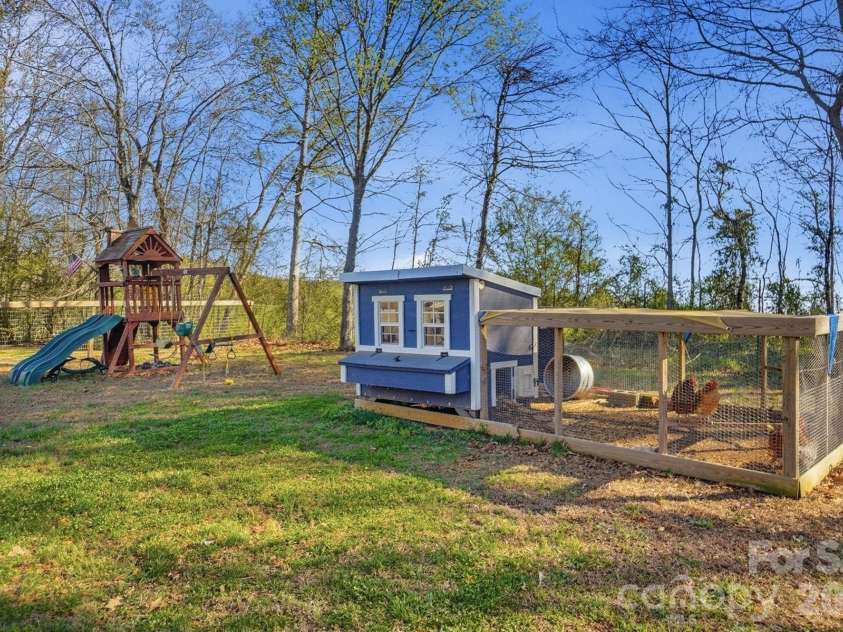 1319 North Hills Drive, Monroe, NC 28110.  MLS# CAR4355748, YatesRealty ID 12905. 
