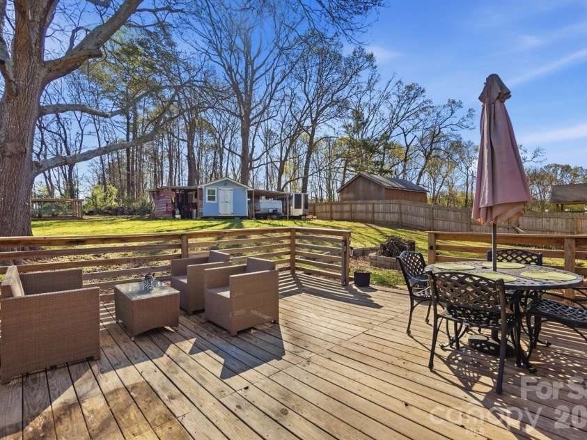 1319 North Hills Drive, Monroe, NC 28110.  MLS# CAR4355748, YatesRealty ID 12905. 
