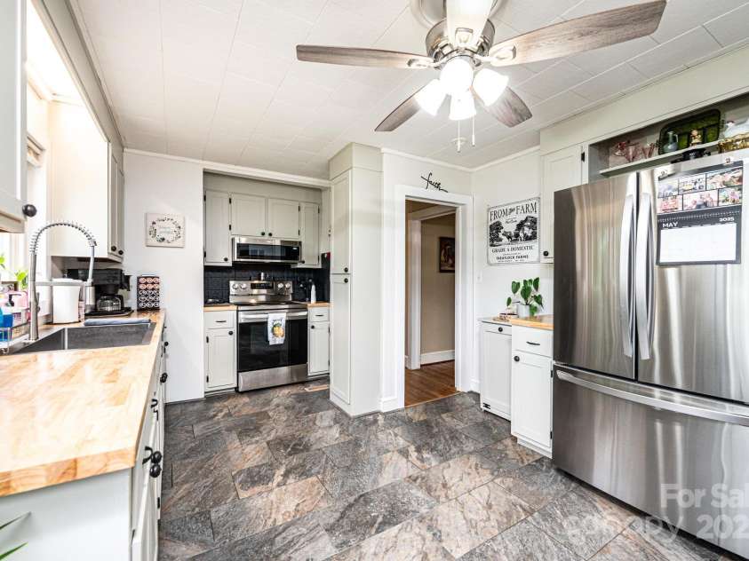 1850 Lee Pearson Road, Granite Falls, NC 28630.  MLS# CAR4256029, YatesRealty ID 12907. 