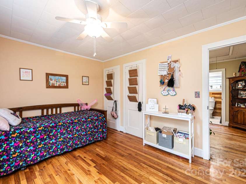 1850 Lee Pearson Road, Granite Falls, NC 28630.  MLS# CAR4256029, YatesRealty ID 12907. 