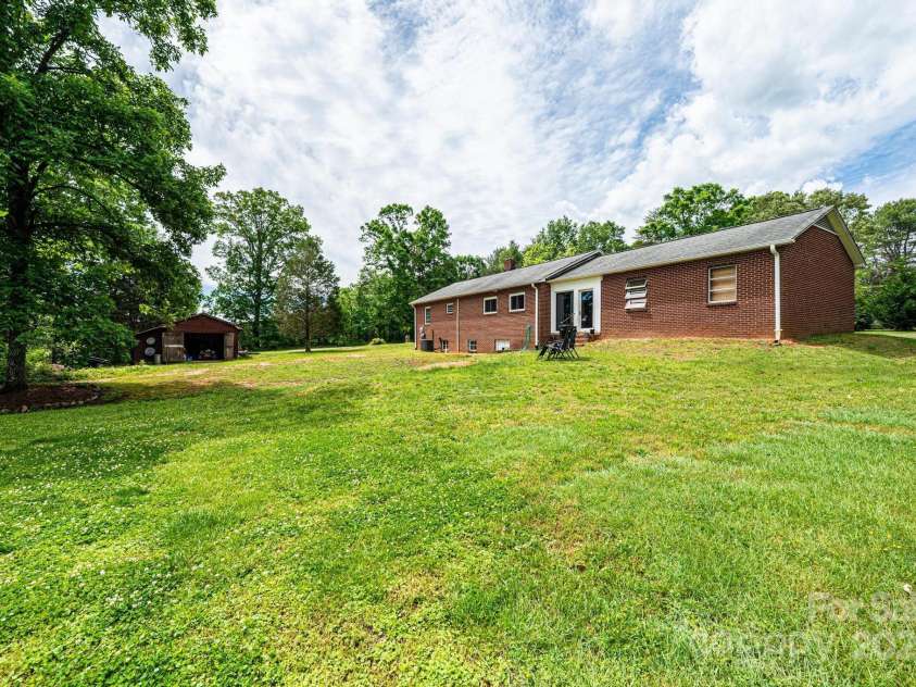 1850 Lee Pearson Road, Granite Falls, NC 28630.  MLS# CAR4256029, YatesRealty ID 12907. 