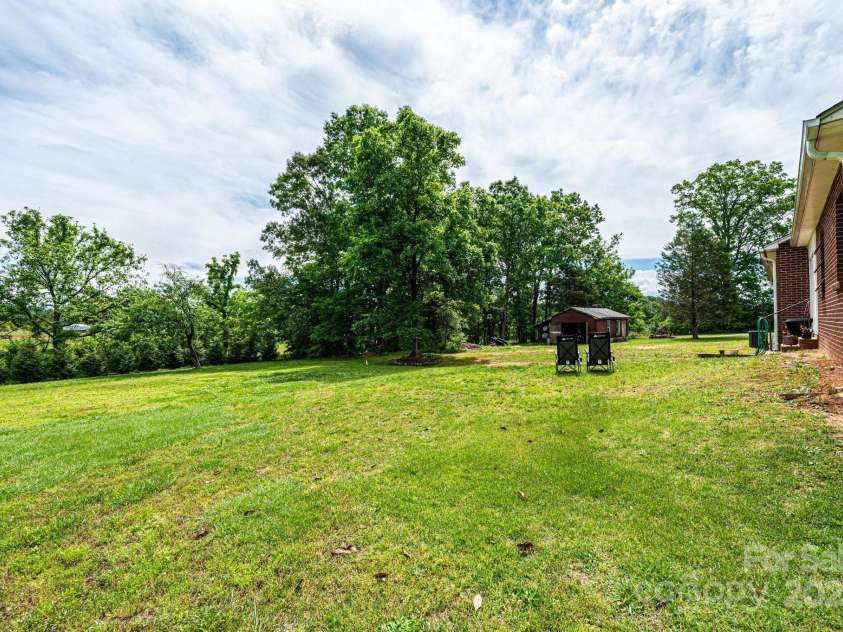 1850 Lee Pearson Road, Granite Falls, NC 28630.  MLS# CAR4256029, YatesRealty ID 12907. 