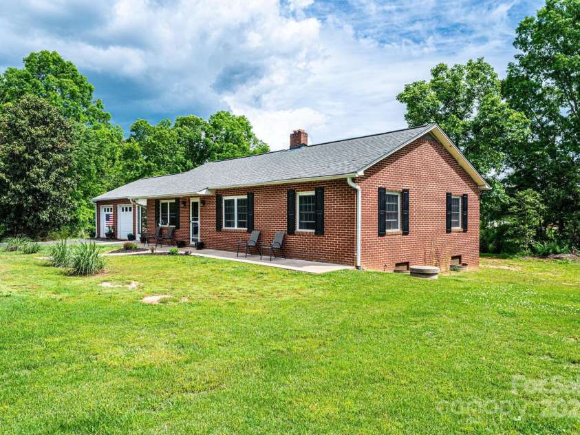1850 Lee Pearson Road, Granite Falls, NC 28630.  MLS# CAR4256029, YatesRealty ID 12907. 