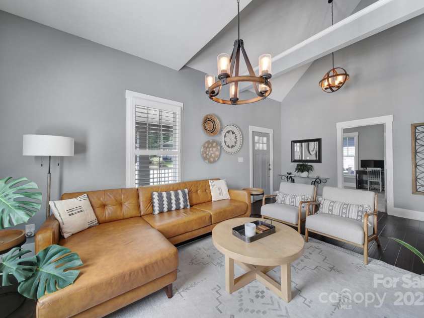 1517 Parkwood Avenue, Charlotte, NC 28205.  MLS# CAR4250923, YatesRealty ID 12908. 