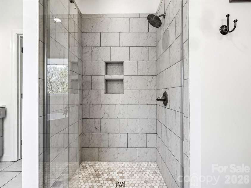 144 Hidden Knoll Drive, Hendersonville, NC 28792.  MLS# CAR4371200, YatesRealty ID 12909. 