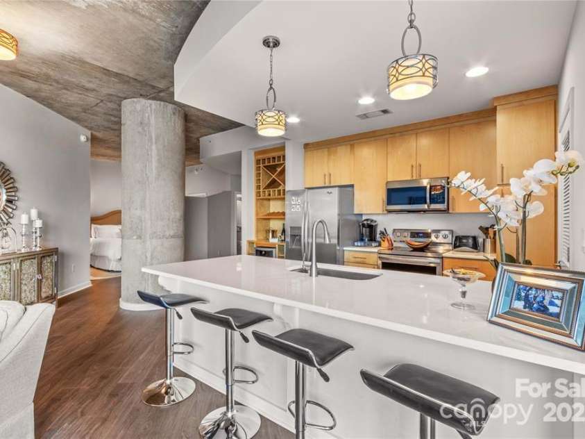 210 Church Street, Charlotte, NC 28202.  MLS# CAR4330610, YatesRealty ID 1291. 