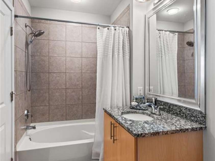 210 Church Street, Charlotte, NC 28202.  MLS# CAR4330610, YatesRealty ID 1291. 