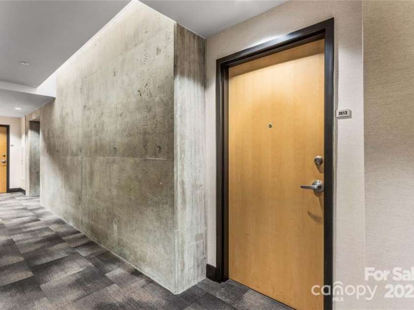 210 Church Street, Charlotte, NC 28202.  MLS# CAR4330610, YatesRealty ID 1291. 