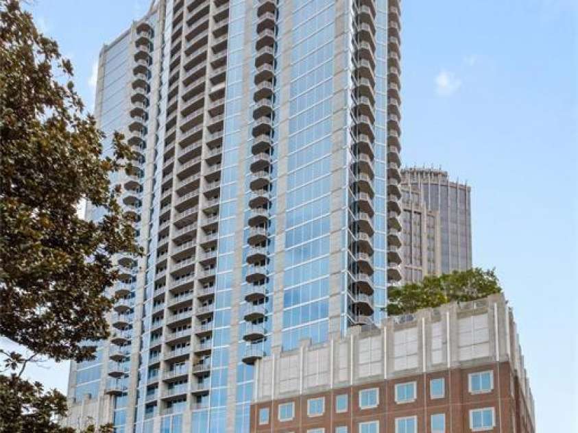 210 Church Street, Charlotte, NC 28202.  MLS# CAR4330610, YatesRealty ID 1291. 