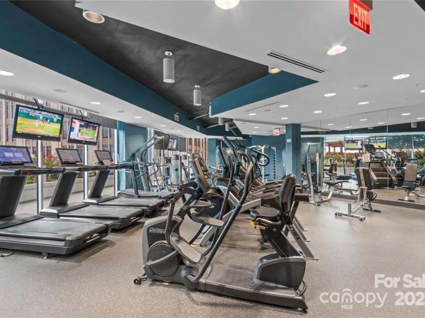 210 Church Street, Charlotte, NC 28202.  MLS# CAR4330610, YatesRealty ID 1291. 