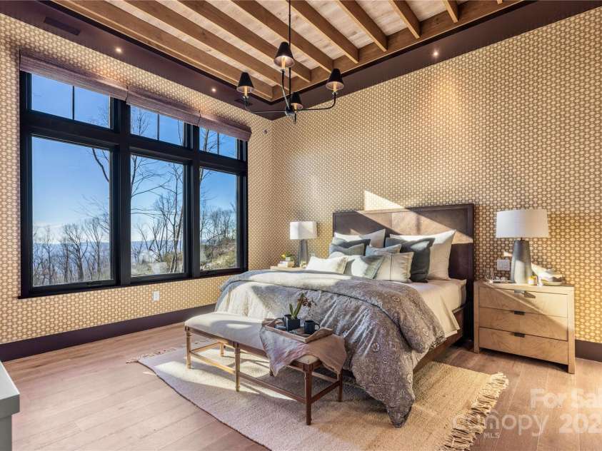 432 Garden Trail, Hendersonville, NC 28792.  MLS# CAR4217573, YatesRealty ID 1291. Primary Bedroom