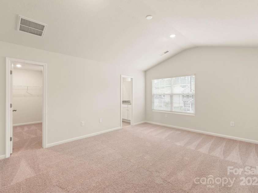 3332 Burberry Drive, Gastonia, NC 28052.  MLS# CAR4251269, YatesRealty ID 12911. 