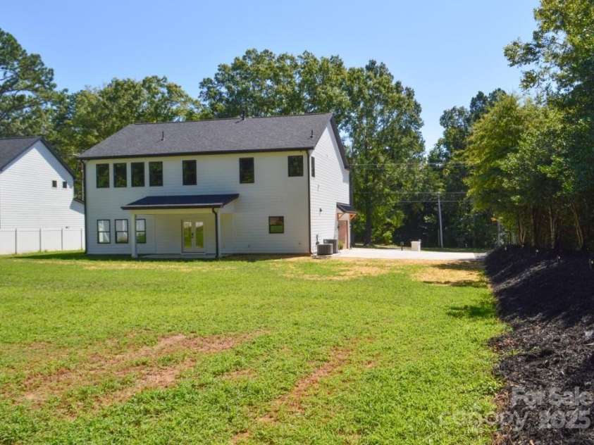 3455 Shiloh Church Road, Davidson, NC 28036.  MLS# CAR4298489, YatesRealty ID 12911. 