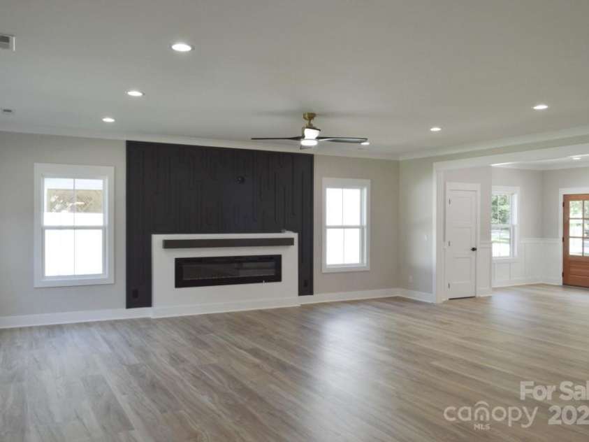 3455 Shiloh Church Road, Davidson, NC 28036.  MLS# CAR4298489, YatesRealty ID 12911. 