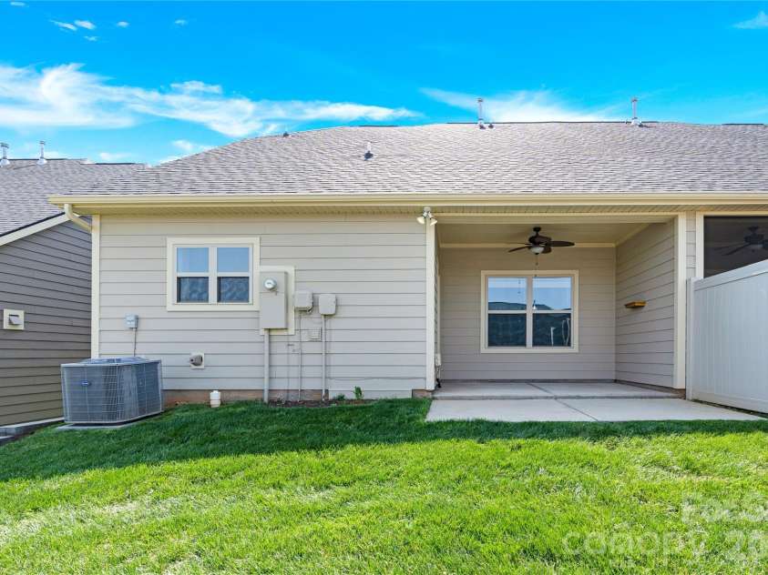 119 Canter Lane, Mooresville, NC 28115.  MLS# CAR4301770, YatesRealty ID 12912. Back yard