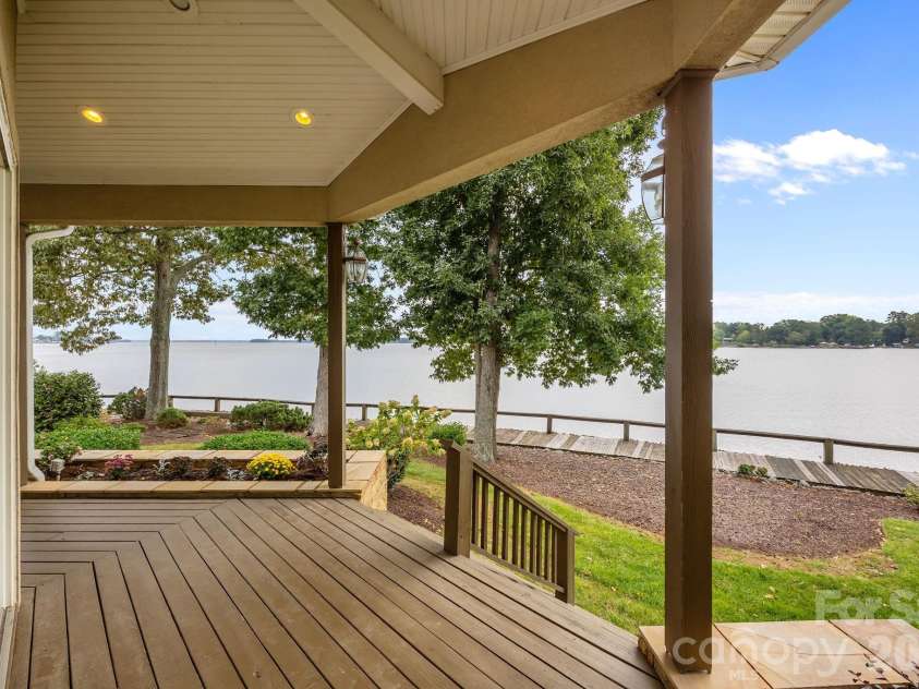 1890 Yacht Club Drive, Denver, NC 28037.  MLS# CAR4305437, YatesRealty ID 12913. 