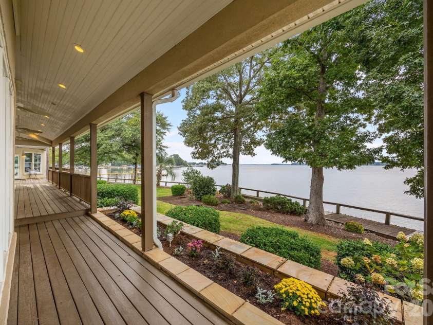 1890 Yacht Club Drive, Denver, NC 28037.  MLS# CAR4305437, YatesRealty ID 12913. 