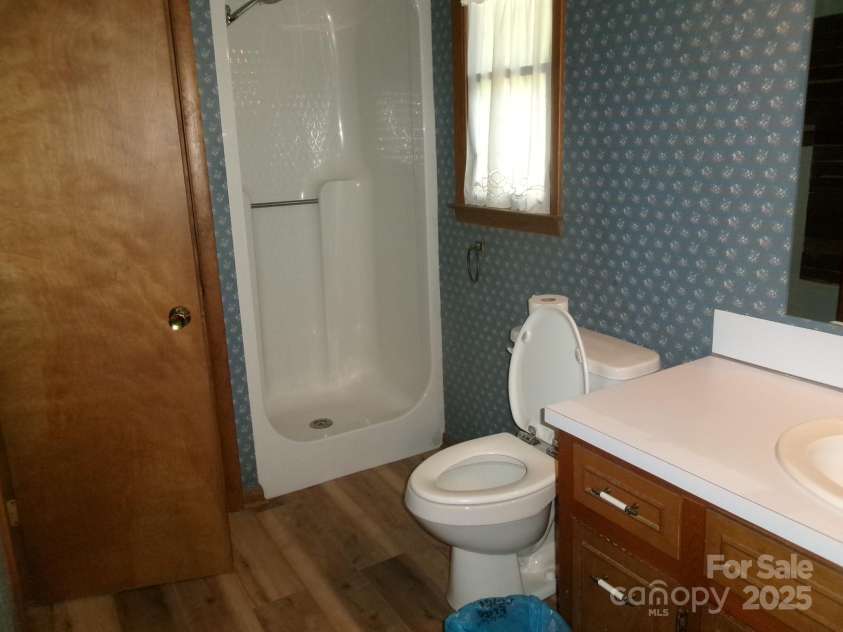 2583 Robinson Road, Newton, NC 28658.  MLS# CAR4257488, YatesRealty ID 12913. 