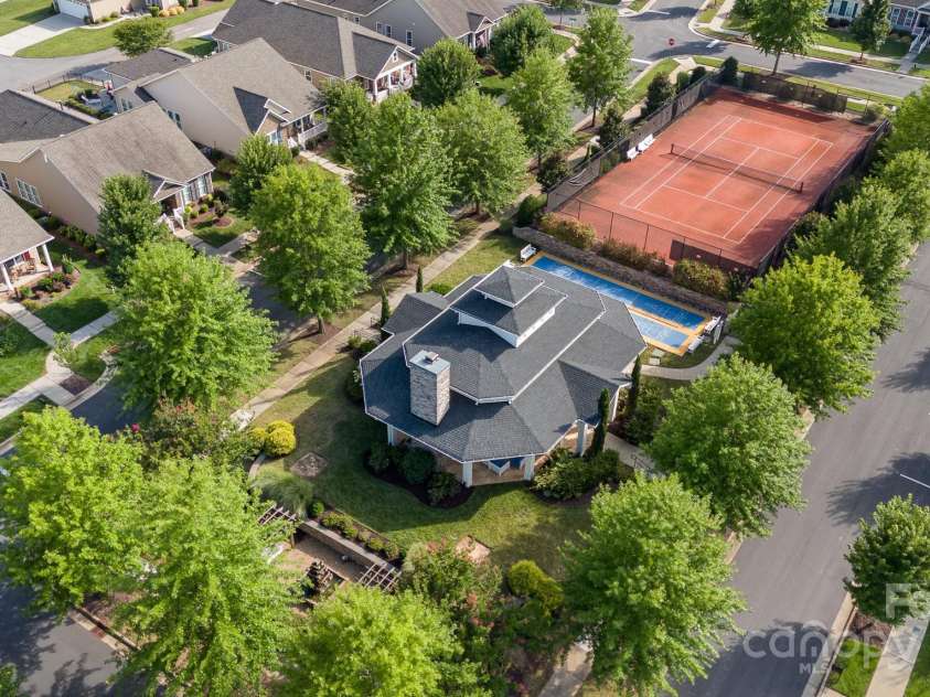 21016 Molly Harper Drive, Cornelius, NC 28031.  MLS# CAR4320388, YatesRealty ID 12915. 