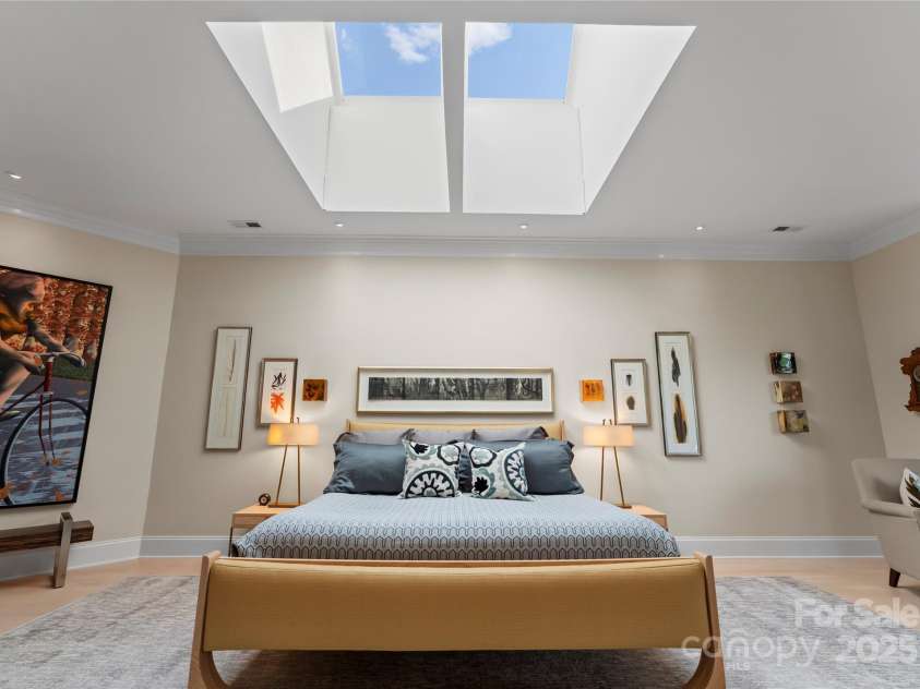 974 Queens Road, Charlotte, NC 28207.  MLS# CAR4249816, YatesRealty ID 12915. 