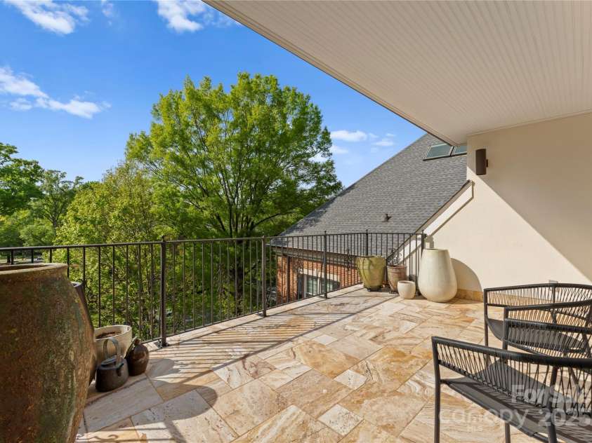 974 Queens Road, Charlotte, NC 28207.  MLS# CAR4249816, YatesRealty ID 12915. 