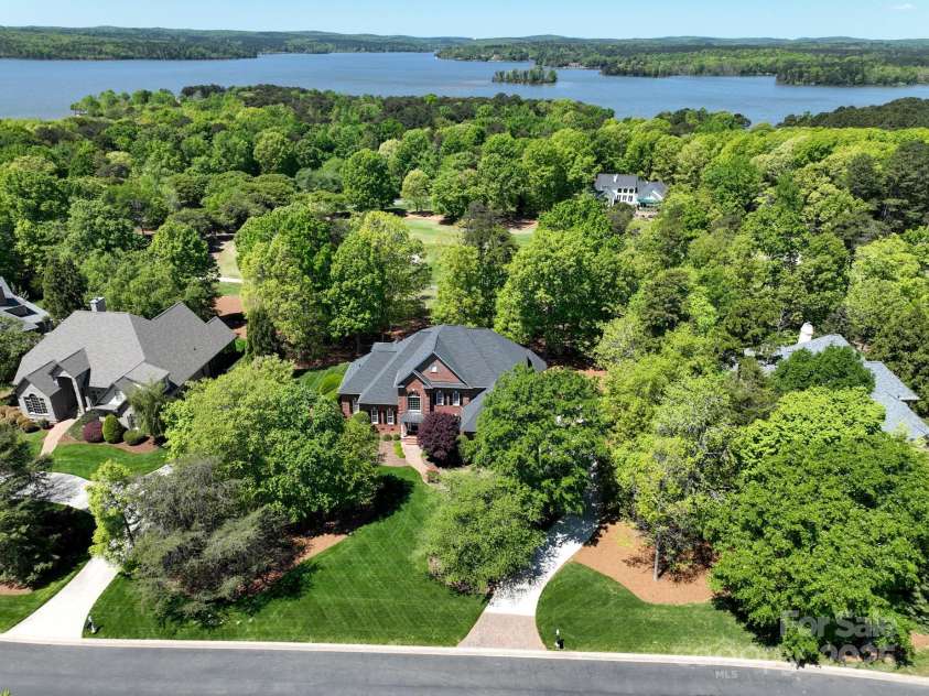 139 Stonebridge Drive, New London, NC 28127.  MLS# CAR4250902, YatesRealty ID 12917. Aerial Front View of Home