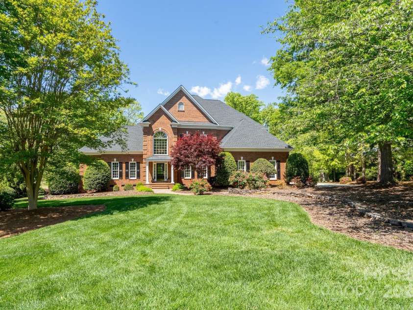 139 Stonebridge Drive, New London, NC 28127.  MLS# CAR4250902, YatesRealty ID 12917. Front View of Home