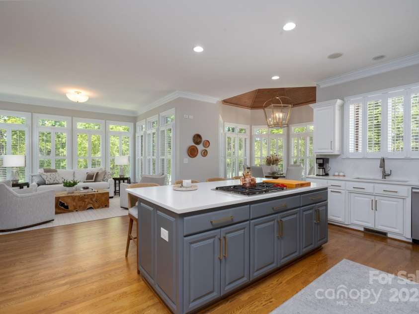 139 Stonebridge Drive, New London, NC 28127.  MLS# CAR4250902, YatesRealty ID 12917. Kitchen