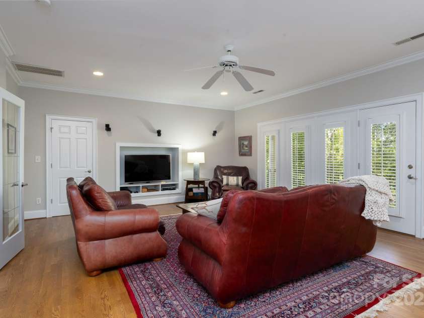 139 Stonebridge Drive, New London, NC 28127.  MLS# CAR4250902, YatesRealty ID 12917. Upper Level Bonus Room