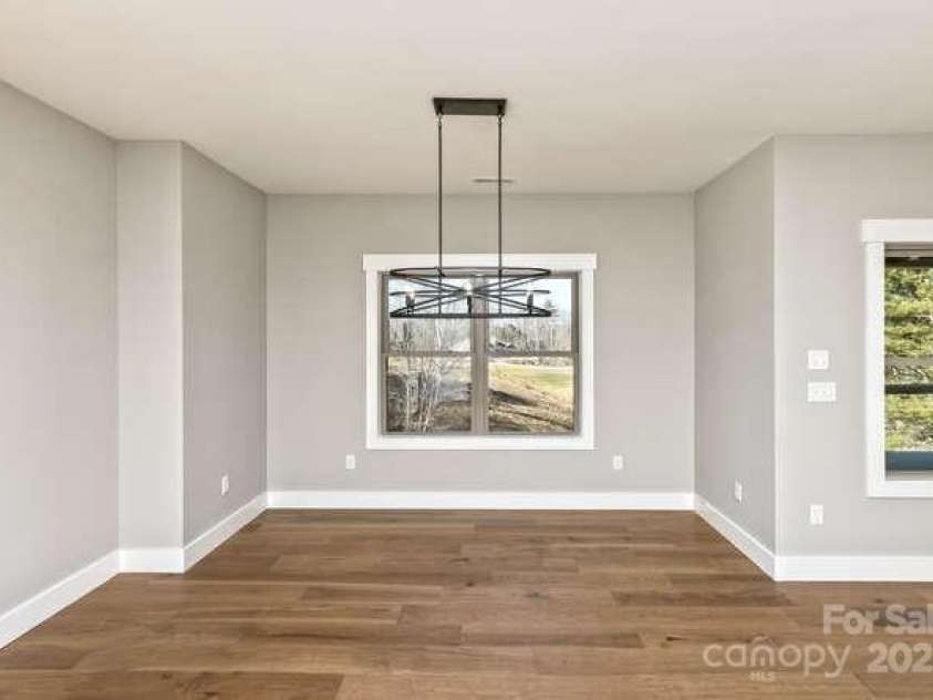 105 Sheila Wynne Drive, Fletcher, NC 28732.  MLS# CAR4330203, YatesRealty ID 1292. 