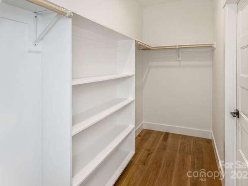 105 Sheila Wynne Drive, Fletcher, NC 28732.  MLS# CAR4330203, YatesRealty ID 1292. 