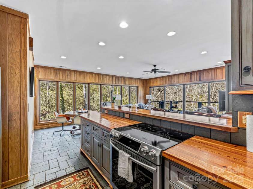 3668 West Club Boulevard, Lake Toxaway, NC 28747.  MLS# CAR4227059, YatesRealty ID 1292. 