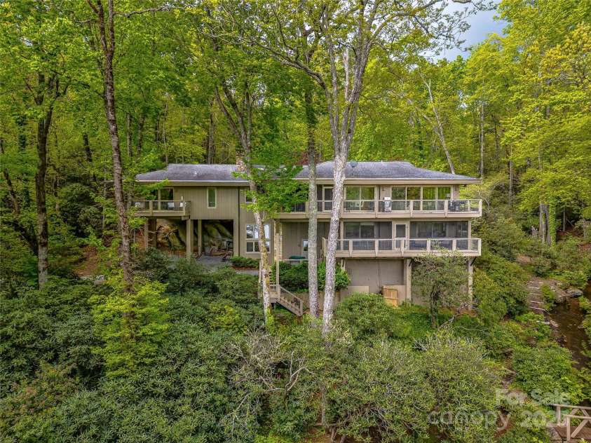 3668 West Club Boulevard, Lake Toxaway, NC 28747.  MLS# CAR4227059, YatesRealty ID 1292. 