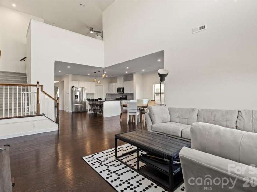 7222 Rupell Drive, Charlotte, NC 28273.  MLS# CAR4345659, YatesRealty ID 12921. 