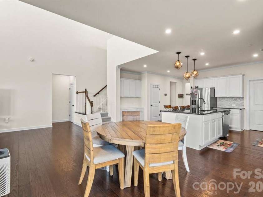 7222 Rupell Drive, Charlotte, NC 28273.  MLS# CAR4345659, YatesRealty ID 12921. 