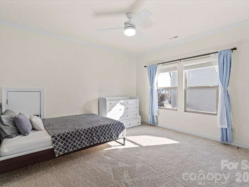 7222 Rupell Drive, Charlotte, NC 28273.  MLS# CAR4345659, YatesRealty ID 12921. 