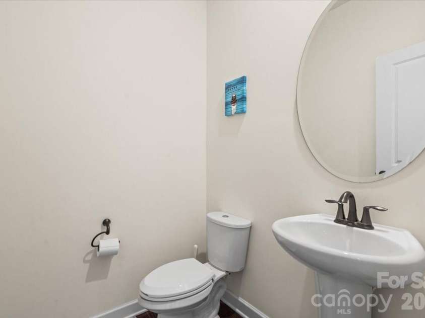7222 Rupell Drive, Charlotte, NC 28273.  MLS# CAR4345659, YatesRealty ID 12921. 