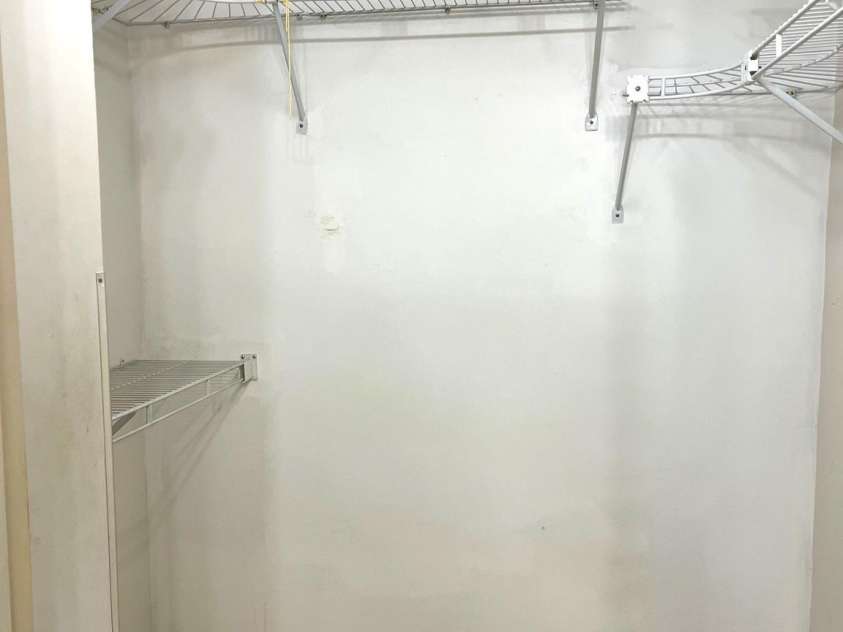 5810 Harris Grove Lane, Charlotte, NC 28212.  MLS# CAR4246462, YatesRealty ID 12922. Primary bedroom walk-in closet