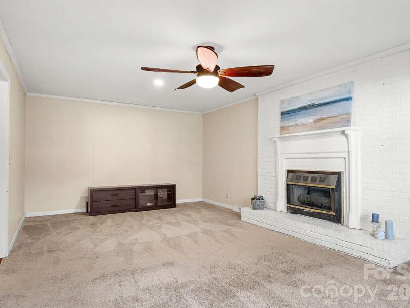 9118 Windjammer Drive, Tega Cay, SC 29708.  MLS# CAR4346200, YatesRealty ID 12922. 